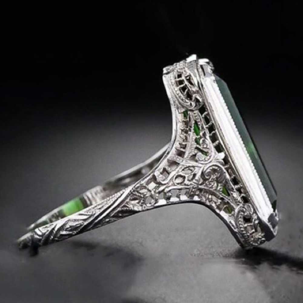 Sterling Silver Emerald Gemstone Ring - image 4